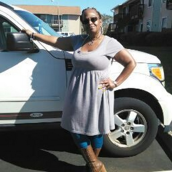 Meet your Posher, Shirley - Picture 1 of 1